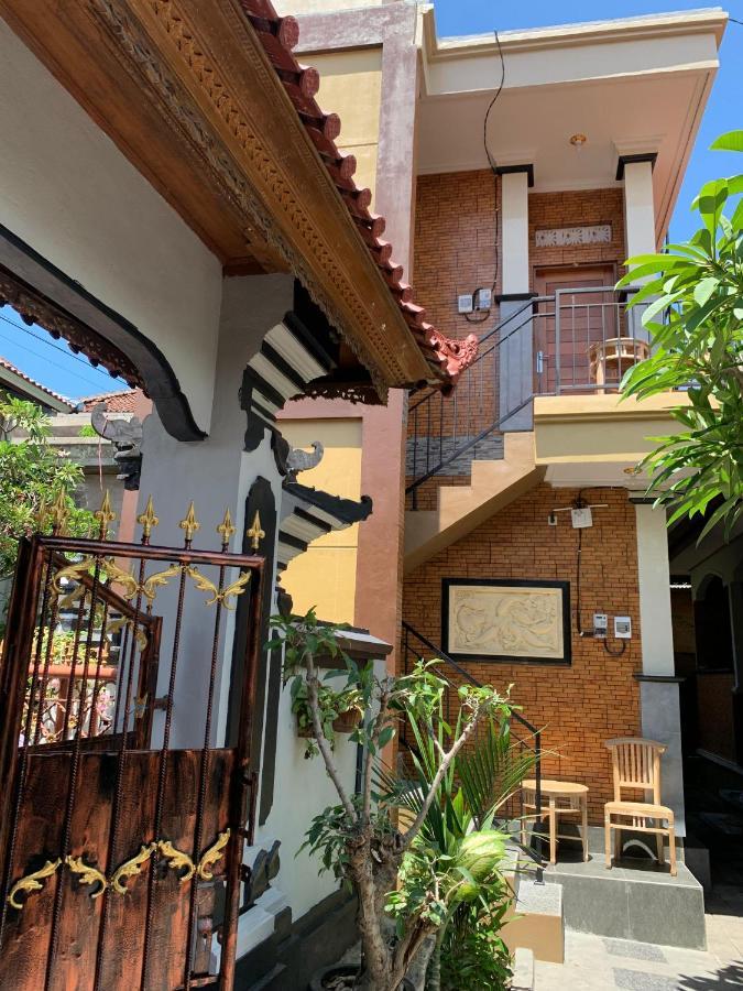 Hotel Tirtasuci House Kuta Lombok Exterior foto