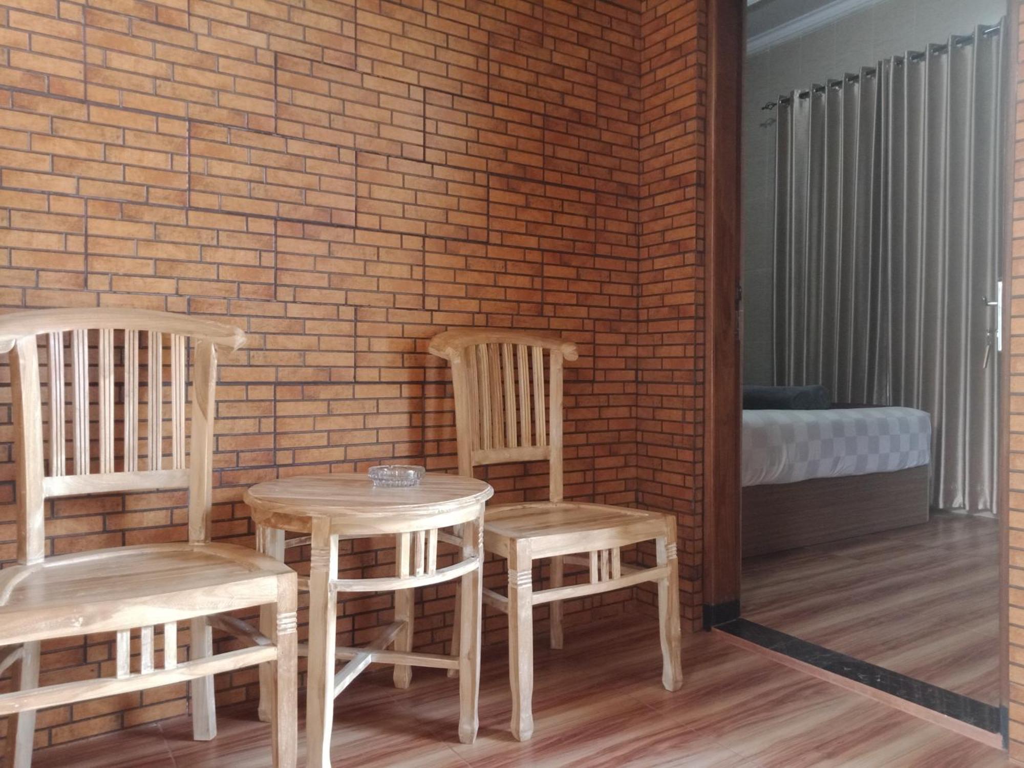 Hotel Tirtasuci House Kuta Lombok Exterior foto
